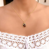 Colar Medalha Santinho - Banhado a Ouro - 50cm